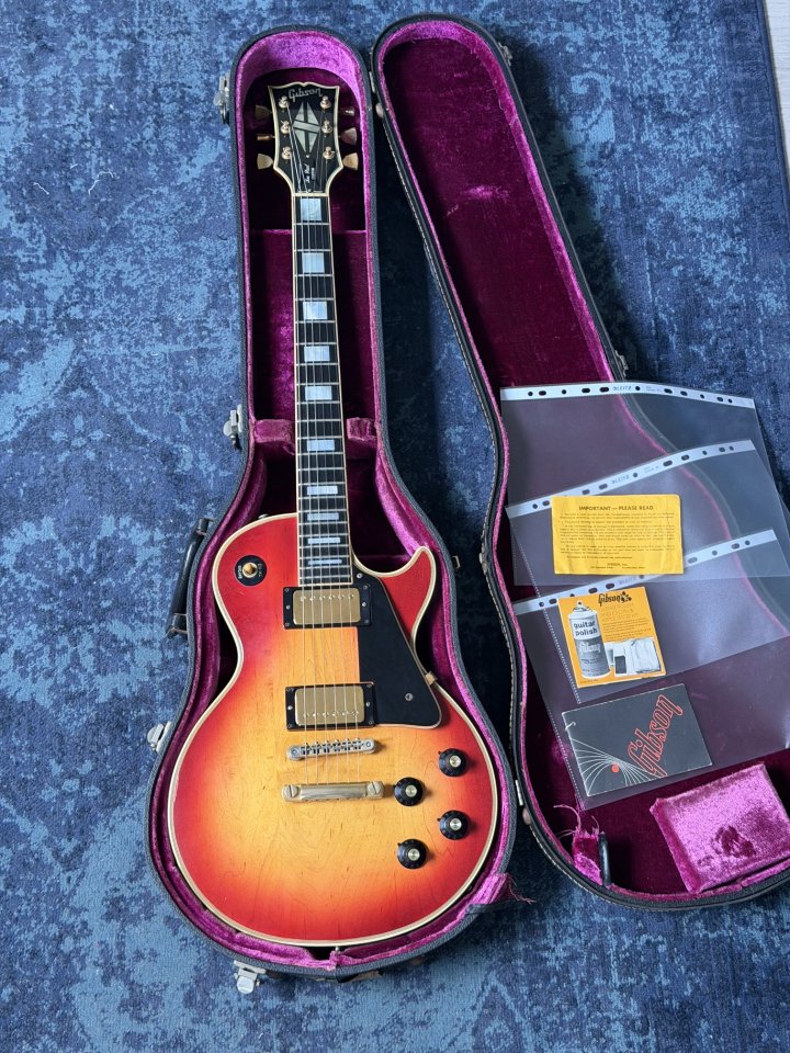 1974 Gibson Les Paul Custom Sunburst - 4.25 kg (Cambio) de segunda mano · Foto 3 de 10 · Madrid · 5500 €