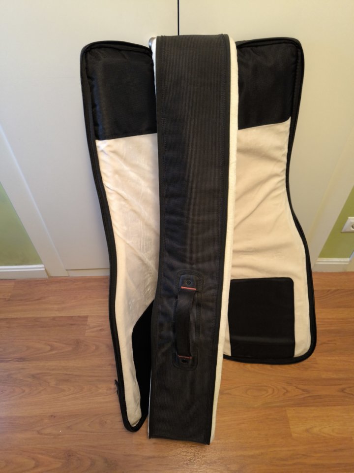 Funda de guitarra doble marca Ritter RESERVADA