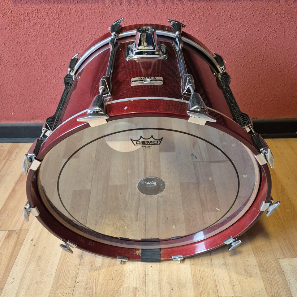 Bombo 20" YAMAHA 9000 Recording Custom Cherry Wood de segunda mano · Foto 6 de 8 · Cantabria · 1250 €