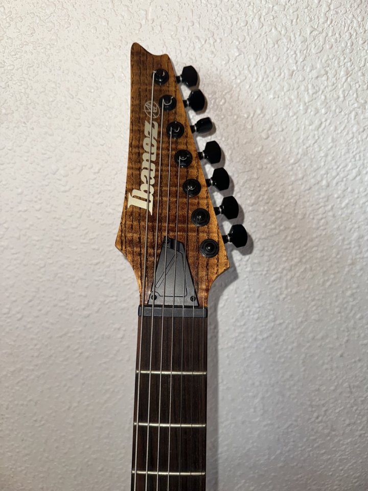 Ibanez RGIXL7 ABL de segunda mano · Foto 4 de 7 · Almería · 1000 €