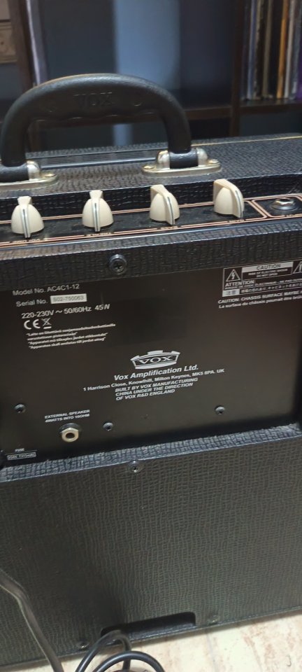 Vox AC4C1 12 a valvulas de segunda mano · Foto 4 de 6 · Barcelona · 250 €