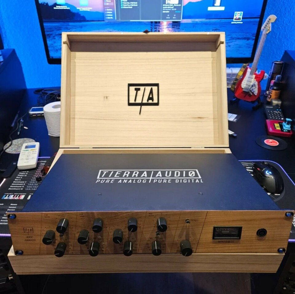 Ecualizador Tierra Audio Icicle Take 2 par matcheado