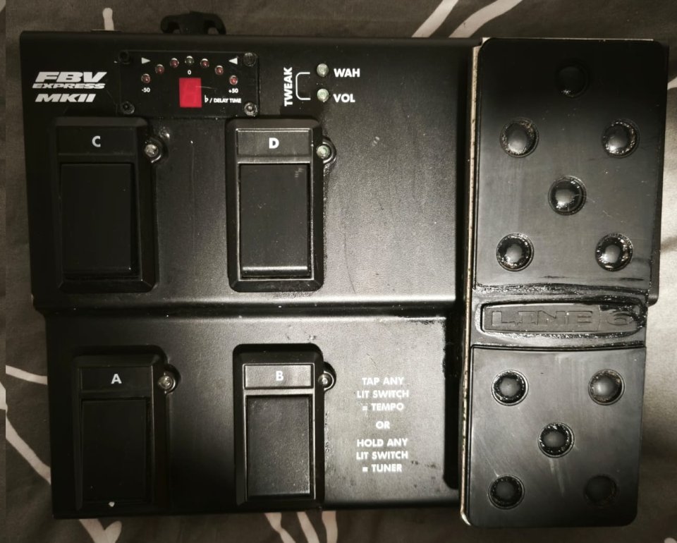 Controlador Line6 FBV Express MKII