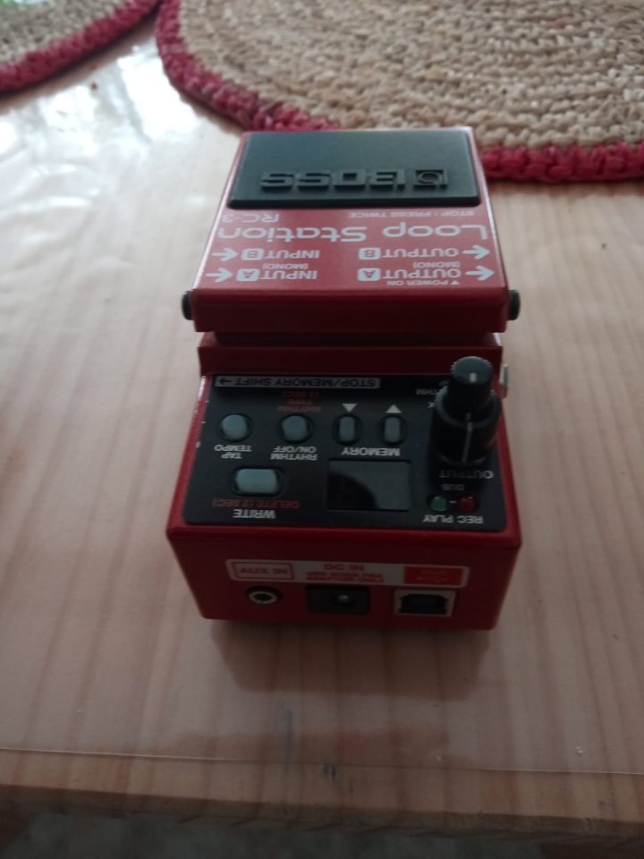 Vendo looper Boss RC-3 de segunda mano · Foto 3 de 5 · Madrid · 85 €