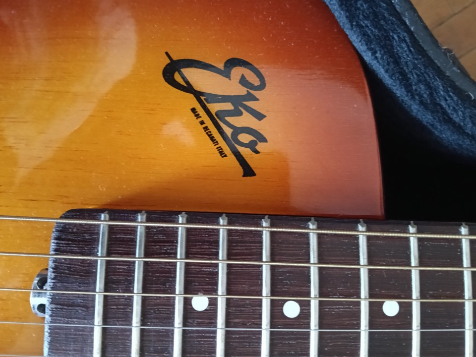 Guitarra archtop Eko Model 100 de los 60 de segunda mano · Foto 7 de 10 · Madrid · 450 €