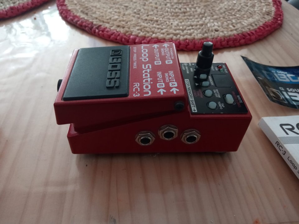 Vendo looper Boss RC-3 de segunda mano · Foto 4 de 5 · Madrid · 85 €