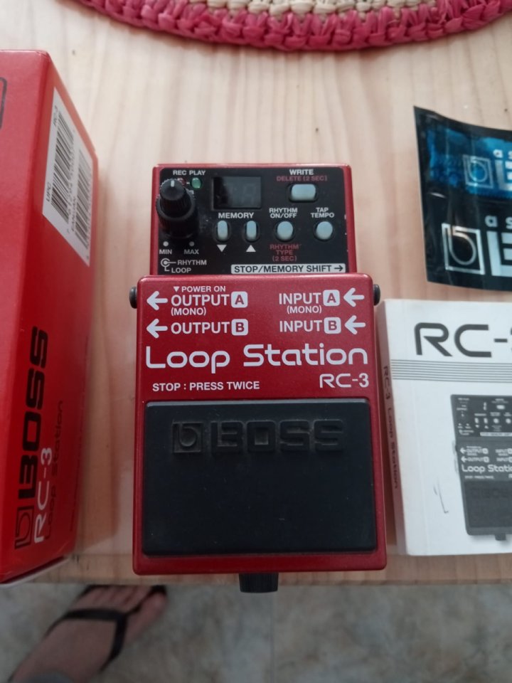 Vendo looper Boss RC-3 de segunda mano · Foto 1 de 5 · Madrid · 85 €