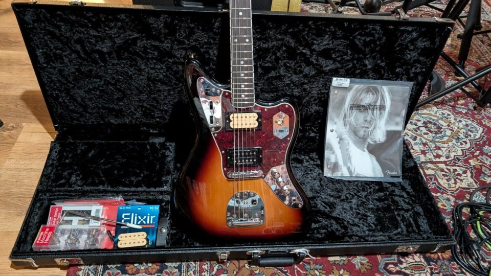 Fender Jaguar Kurt Cobain - FOTOS de segunda mano · Foto 2 de 5 · Alicante