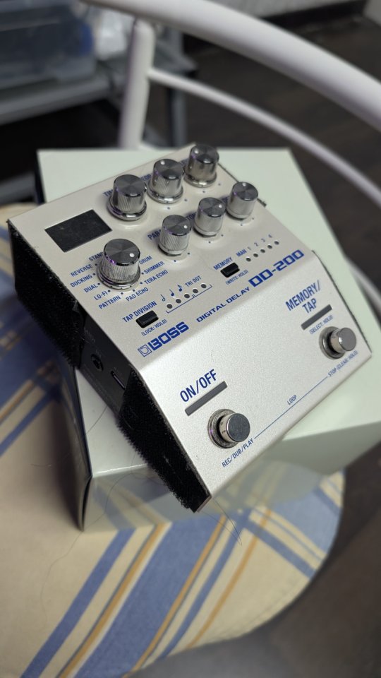 Boss DD-200