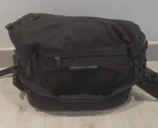 Bolsa Fotográfica Lowepro Stealth Report 400 AW