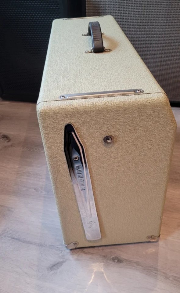 Fender Supersonic 60W + Pedal + Funda