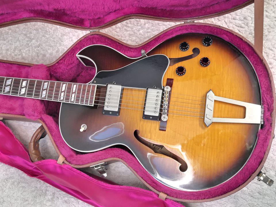 Gibson ES175 (Nashville 2000) de segunda mano · Foto 4 de 9 · Bizkaia · 3500 €