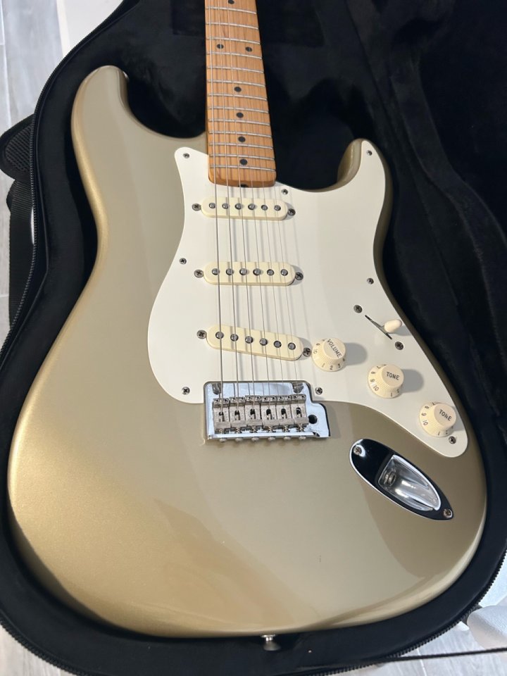Fender Classic Player 50’s de segunda mano · Foto 2 de 8 · Valencia · 700 €