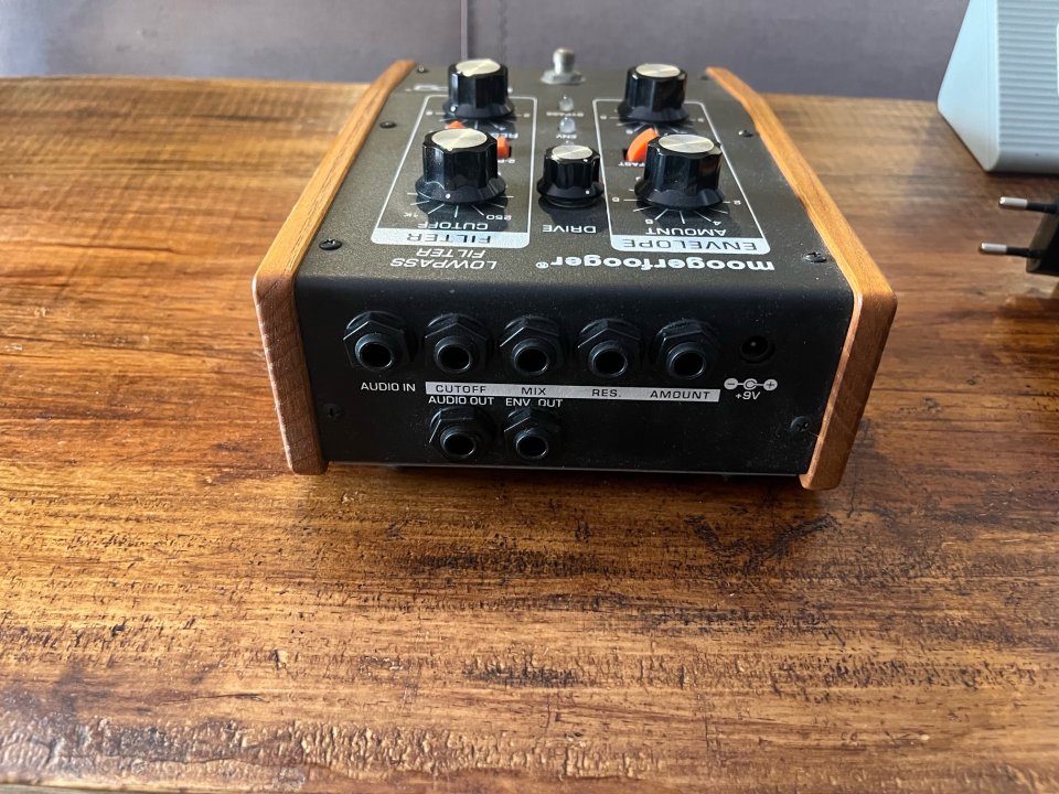 Moog Moogerfooger low pass filter de segunda mano · Foto 3 de 4 · Valencia · 500 €
