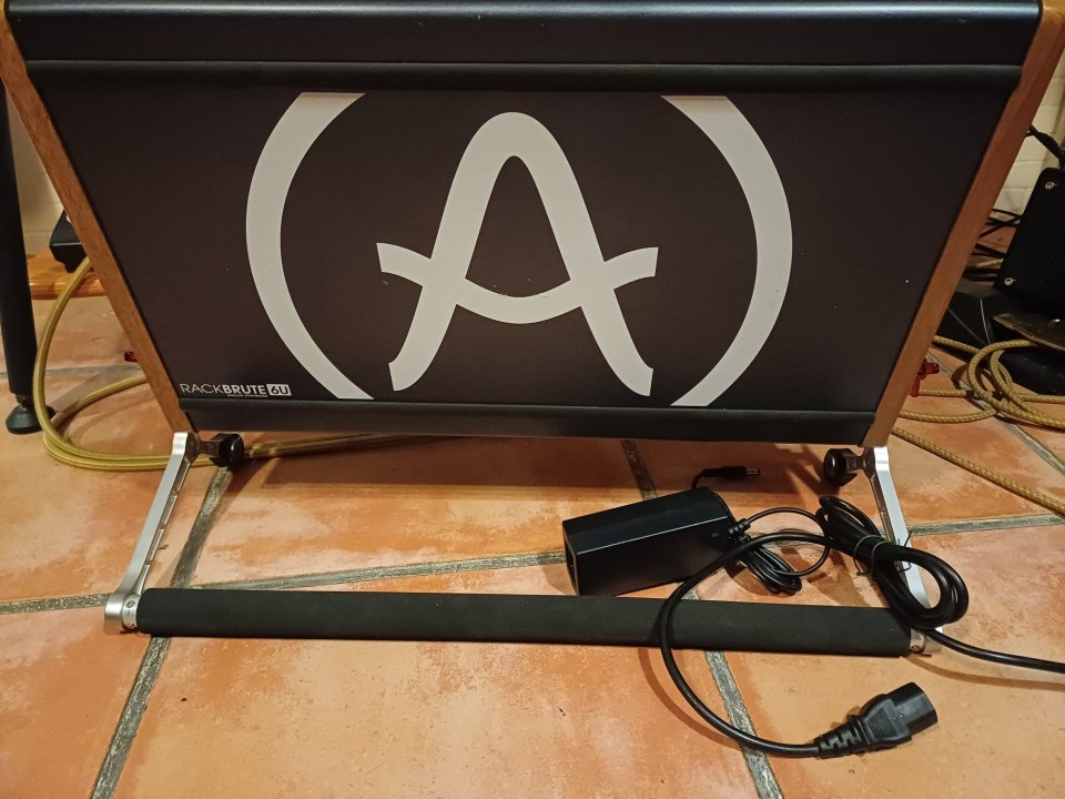 Artura Rackbrute 6U Eurorack de segunda mano · Foto 3 de 3 · Zaragoza · 235 €