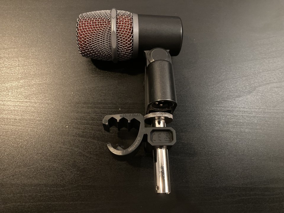 Microfono SE V Beat + Soporte V Clamp