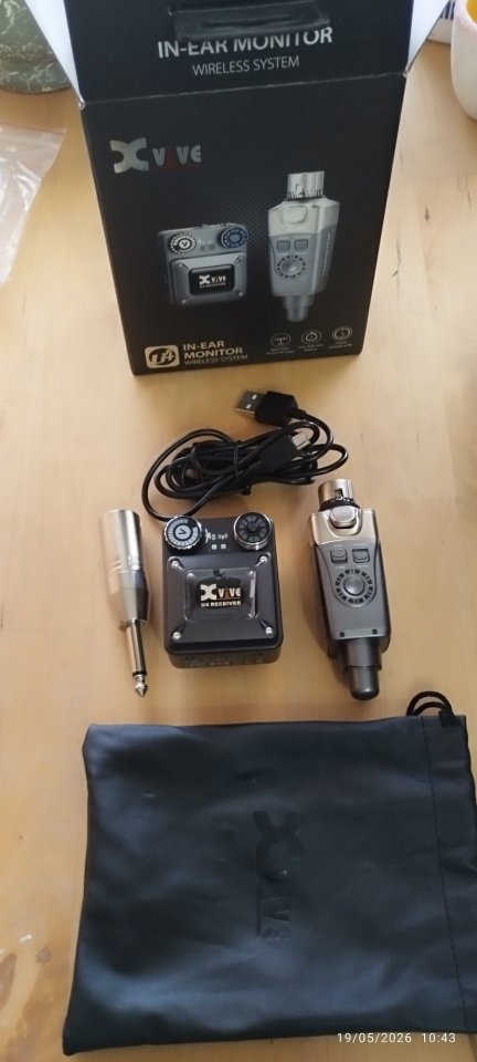 Vendo Xvive U4 in-ear monitor de segunda mano · Foto 3 de 3 · Toledo · 150 €