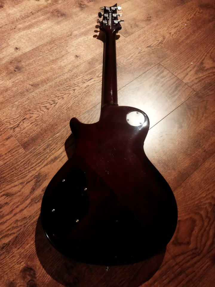 Guitarra PRS SE 245, Singlecut.