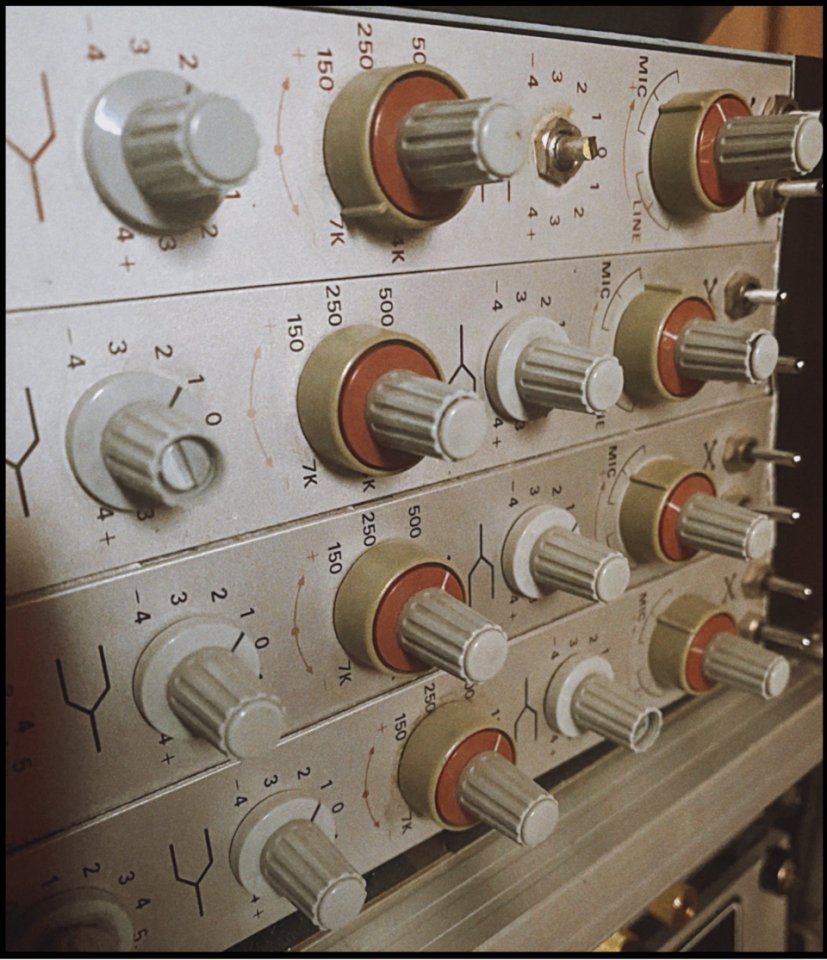 Producción musical para artistas solistas y bandas.