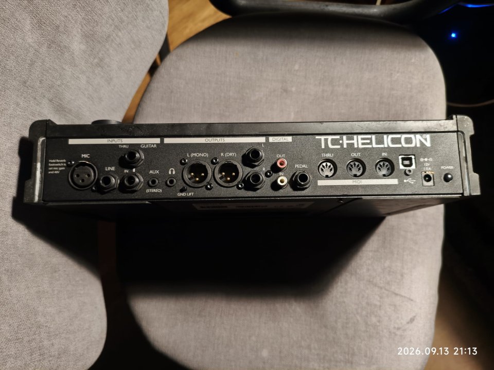 TC HELICON VOICE LIVE 2 de segunda mano · Foto 1 de 3 · Huesca · 270 €