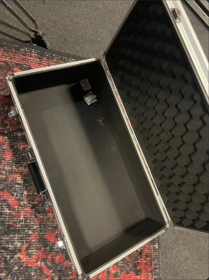 Rockboard TRES 3.1 Case + Rockboard Mod Patch + Strymon Ojai fuente