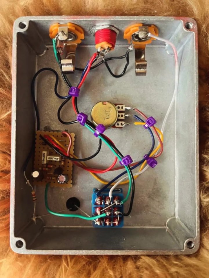 Chaika Fuzz (One Knob Fuzz) TODO EL DINERO GANADO CON EL PEDAL IRÁ A UNA CAUSA BENEFICA