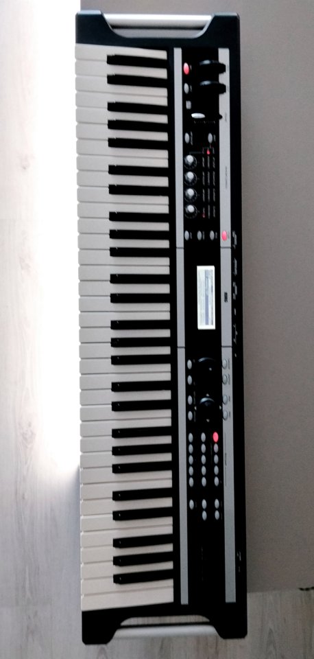 Sintetizador KORG X50 de segunda mano · Foto 3 de 7 · Barcelona · 400 €