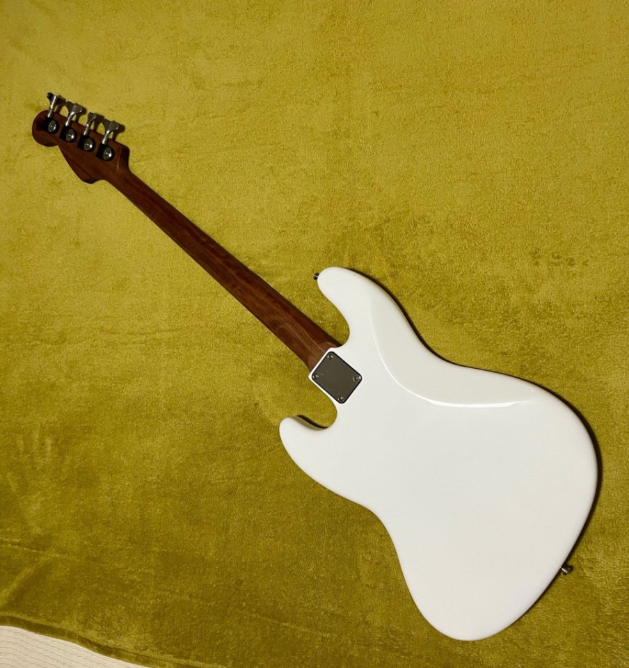 Bajo Jazz Bass (Warmoth USA) de segunda mano · Foto 4 de 7 · Valencia · 500 €