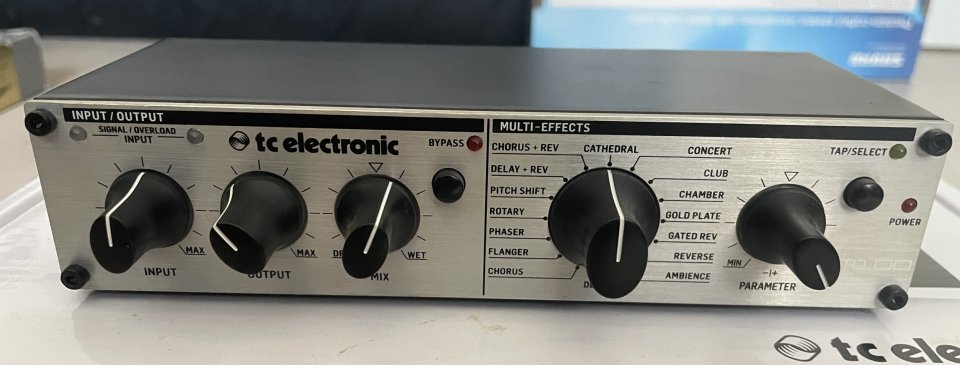 TC Electronic M100 Multi effects de segunda mano · Foto 1 de 6 · Girona · 85 €