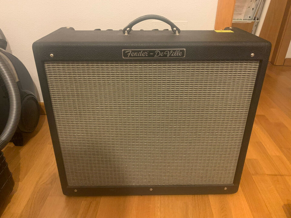Fender Deville Hot Rot 212 60w