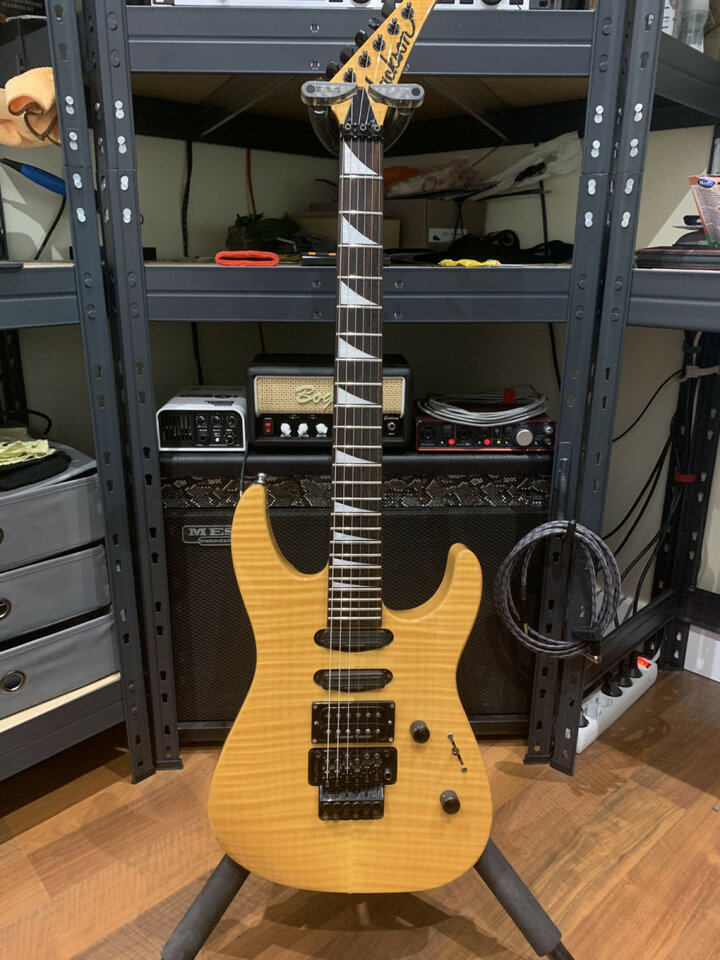 BLACK FRIDAY!! Jackson Soloist SL3 Japan + ESTUCHE