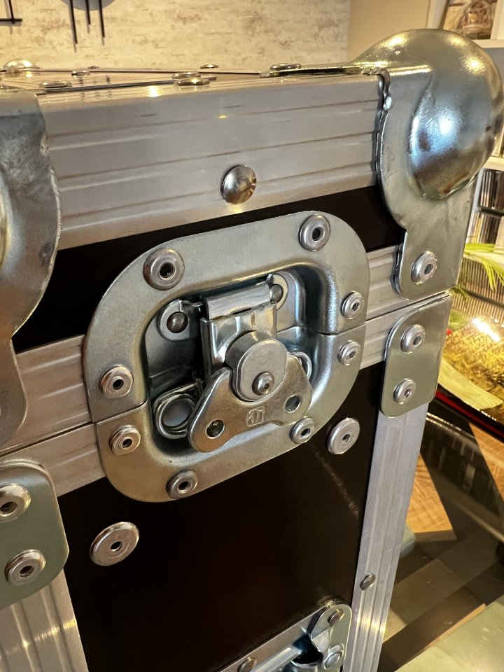 Rack case 3unidades THON Live 40 (como muevo) ENVIO INCLUIDO