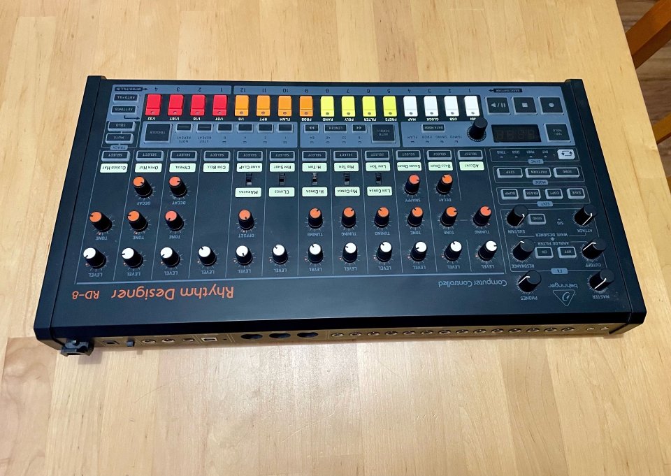 Behringer RD-8 mk1