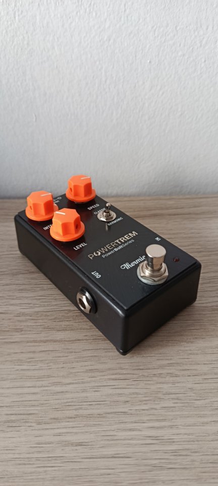 PowerTrem Thermion trémolo harmónico de segunda mano · Foto 1 de 4 · Girona · 100 €