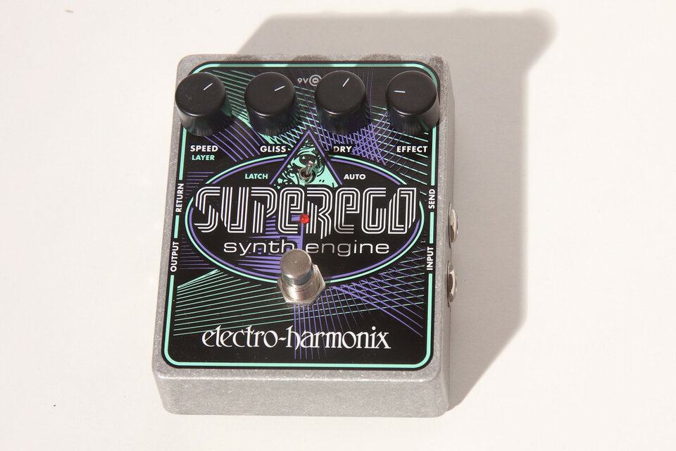 Electro Harmonix SUPEREGO Synth Engine