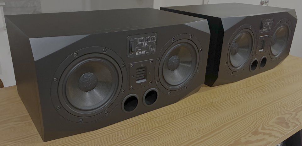 Vendo monitores Adam S3A