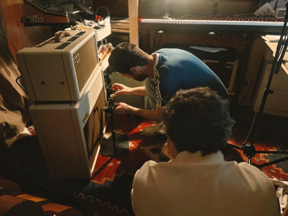 Grabación de instrumentos y creación de arreglos.