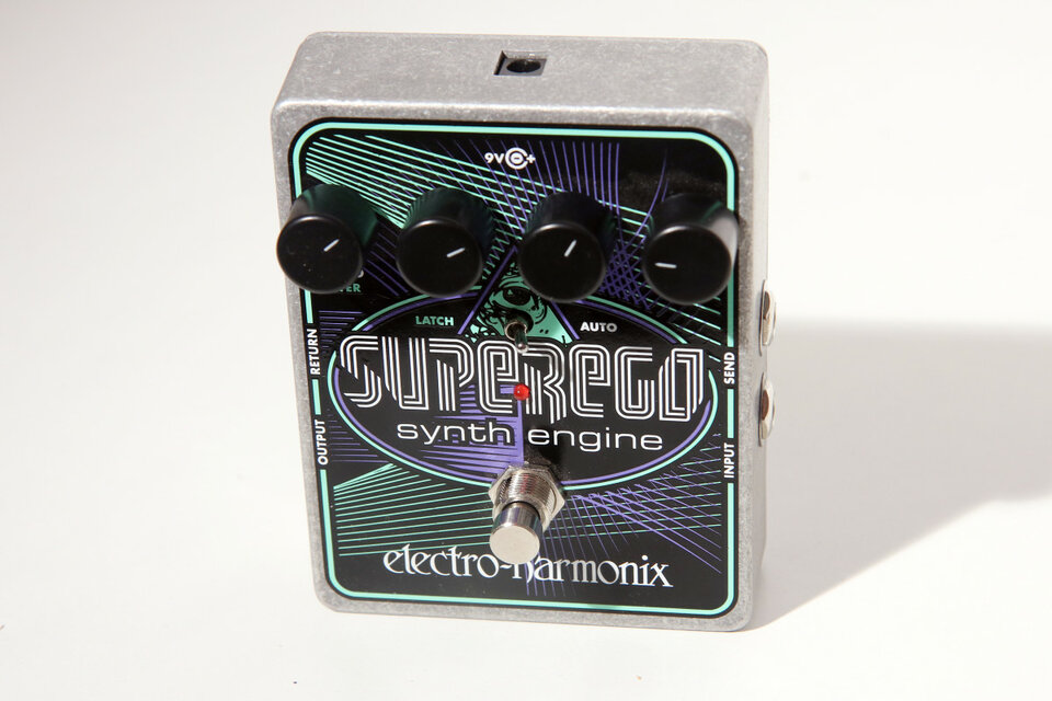 Electro Harmonix SUPEREGO Synth Engine