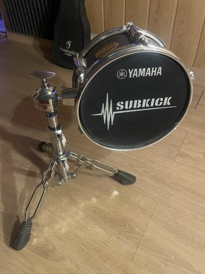 Yamaha sub kick