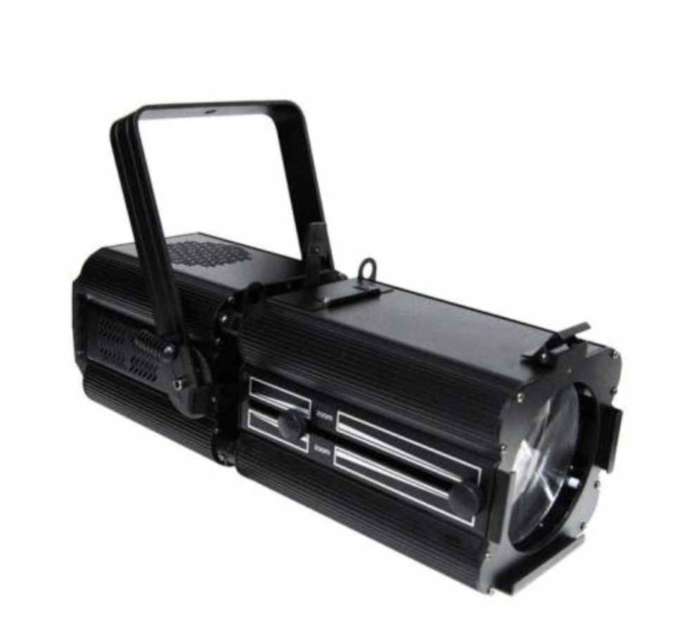 equipo completo de sonido e iluminación para espacio polivalente de segunda mano · Foto 6 de 6 · Madrid · 13500 €
