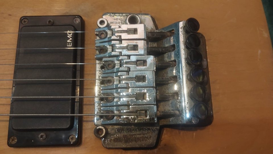 Washburn N2 “Early Series” de segunda mano · Foto 5 de 9 · Valencia · 350 €