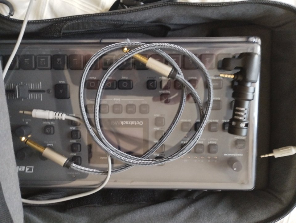 Electrón Octatrack MKII - pack completo de segunda mano · Foto 4 de 10 · Bizkaia · 1375 €