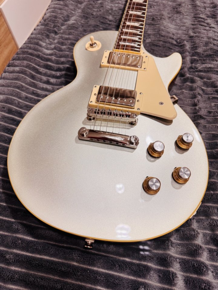 Epiphone Les Paul Standard 60s Inspired by Gibson, Silver Mist de segunda mano · Foto 3 de 10 · SC Tenerife · 415 €