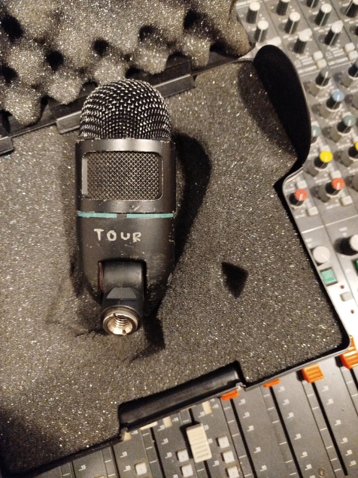 RESERVADOS Akg C5600 pareja de micros de condensador