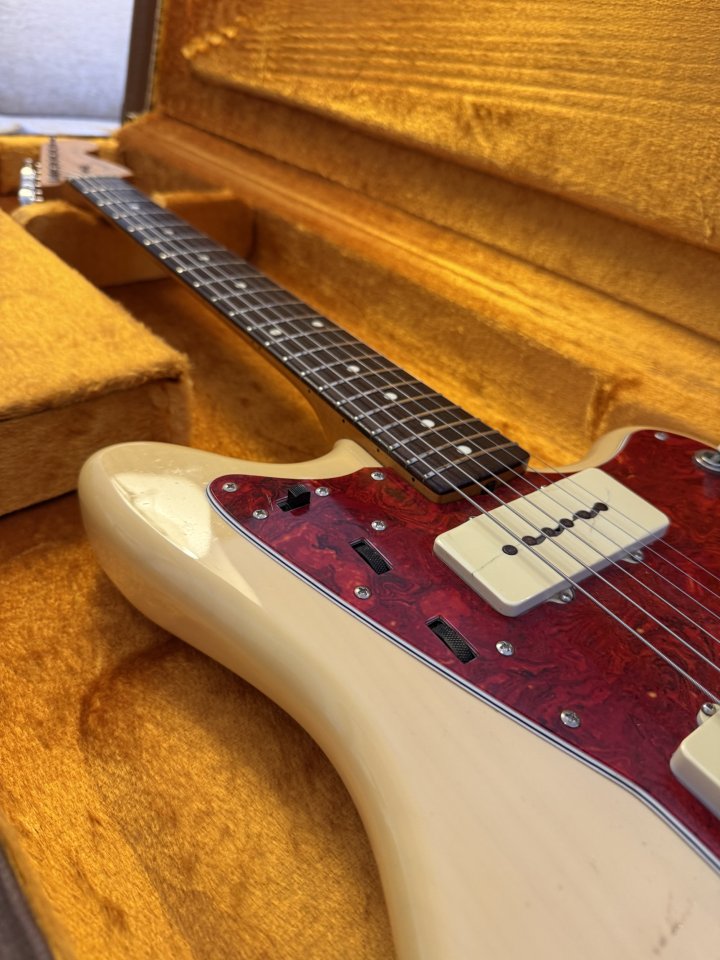 Fender Jazzmaster LE blonde MIJ 1994 de segunda mano · Foto 4 de 10 · Valencia