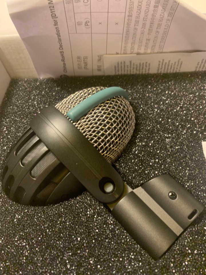 Vendo Micrófono Akg D112 MKII