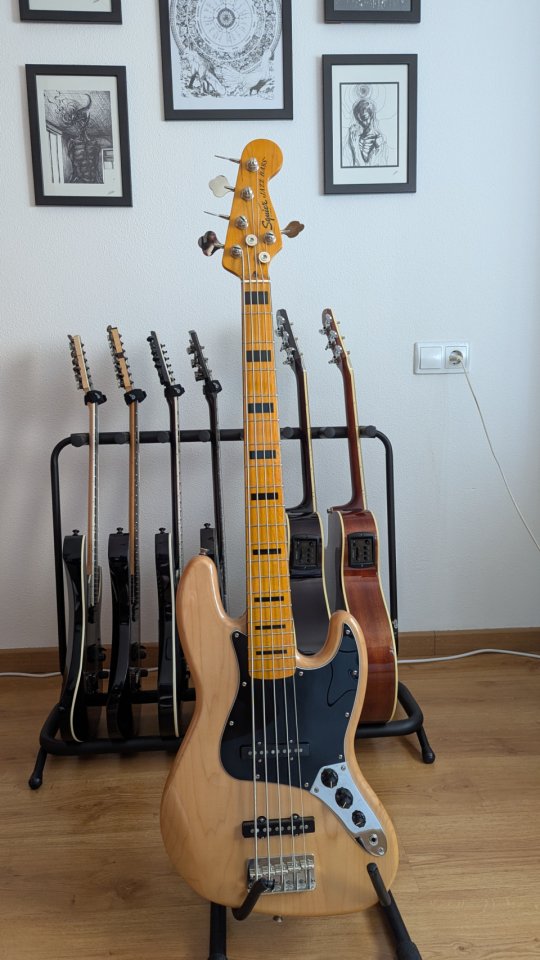 Squier CV 70s Jazz Bass V de segunda mano · Foto 2 de 5 · Ciudad Real · 320 €