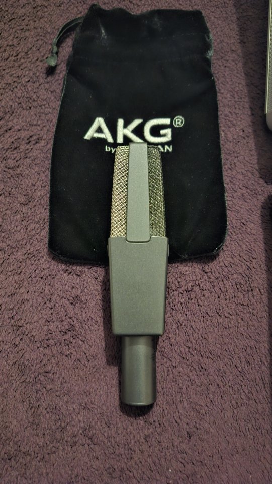 OPORTUNIDAD AKG C-414 xls NUEVO. de segunda mano · Foto 3 de 5 · Murcia · 750 €