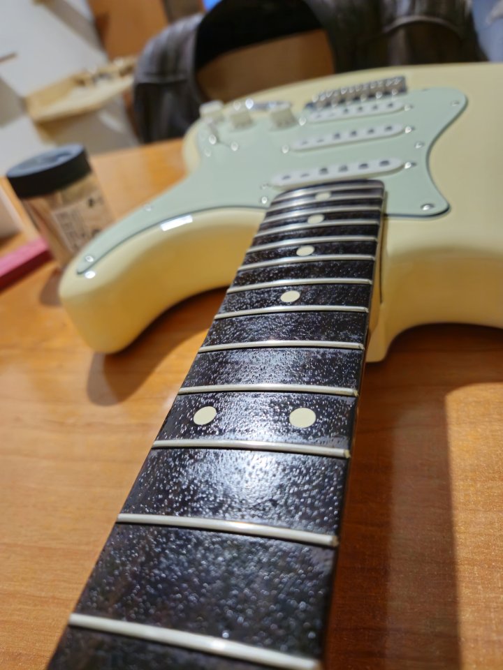 Fender Stratocaster vintera ii 60s de segunda mano · Foto 1 de 3 · La Rioja · 800 €