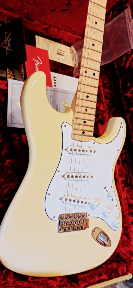 Fender Custom Shop Yngwie Malmsteen de segunda mano · Foto 2 de 10 · Sevilla · 6400 €